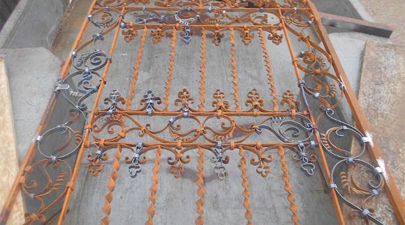 Combination of old and new metal work